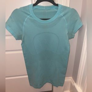 Lululemon Swiftly Tech Short Sleeve Shirt Size 6